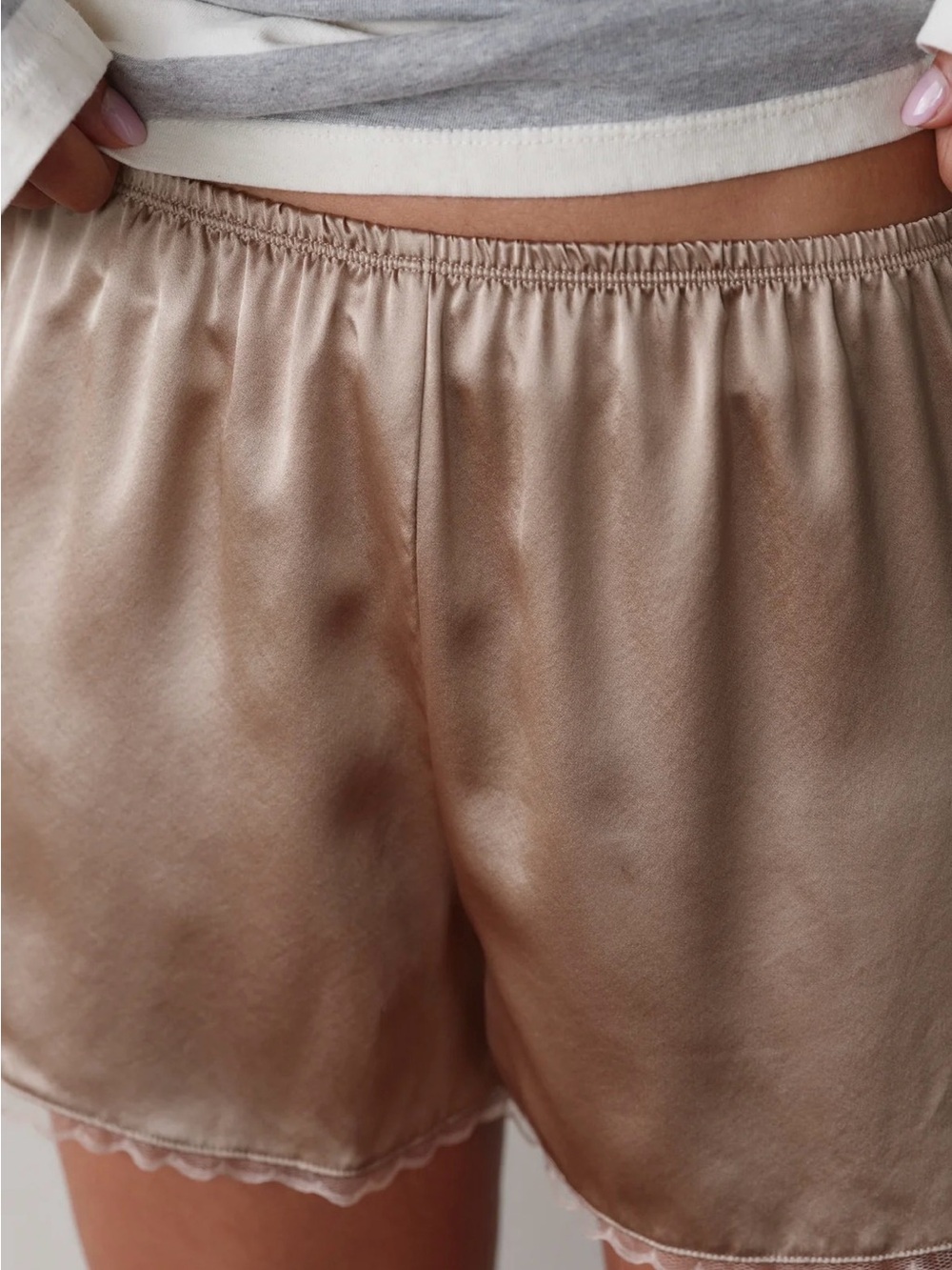 Donni Silk Lace Tap Short in Shitake - Picture 3 of 7